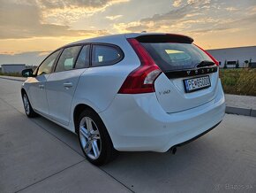 Volvo V60 2016 2,0 diesel 110kW automat - 6