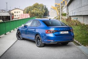 Superb 2.0 TDI 140kW Sportline, Matrix LED, Canton, DCC - 6