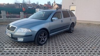 Škoda oktavia 2 2.0tdi 103kw .DSG - 6