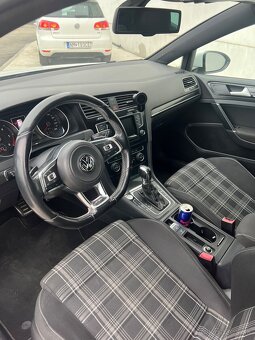 Volkswagen GOLF GTD - 6