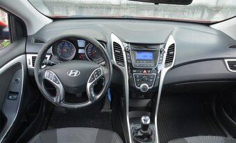 Hyundai i30 CW 1.6 SR. voz - 6