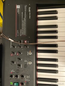 Yamaha CP73 - 6