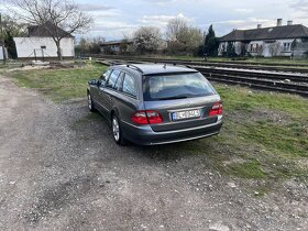 Mercedes Benz E500 4matic T model - 6