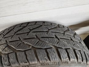 215/60 r16 zimne pneu - 6