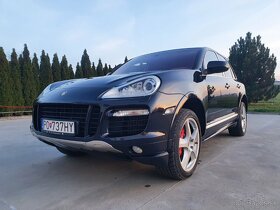 Porsche Cayenne Turbo EXCLUSIVE EDITION - 6