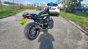 Kawasaki Z900 RS - 6