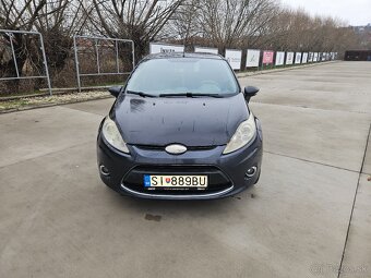 Ford fiesta - 6