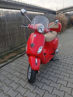 Piaggio Vespa LX 125 i.e. - 6