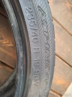 235/40 r19 letné pneumatiky - 6