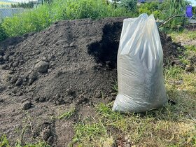 Záhradný kompost, substrát, rašelina, prír. hnojivo, zemina - 6