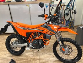 KTM 690 ENDURO R - 6