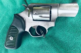 Revolver Ruger .38 Special - 6