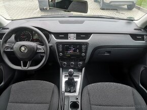 ŠKODA OCTAVIA III COMBI 2.0 TDI 110KW ELEGANCE NAVI 2015 - 6