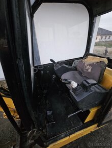 JCB MINIBAGER 8015 - 6