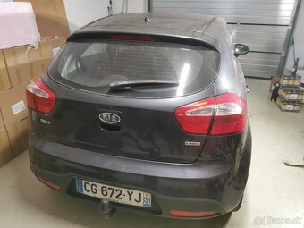 Predám Kia Rio 1,4 crdi - mierne havarovany - 6