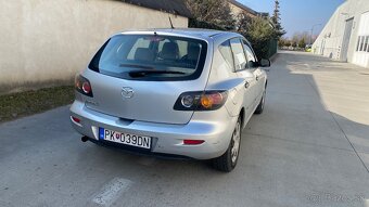 Predám mazda 3 1.4 benzín 62kw r.v2006 - 6