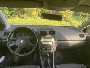 VW Golf - 6