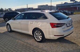 ŠKODA SUPERB COMBI 2.0 TDI SCR STYLE 4X4 DSG - 6