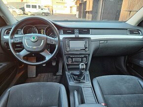 Škoda Superb Combi 2.0 TDI CR 4x4 170k Elegance - 6