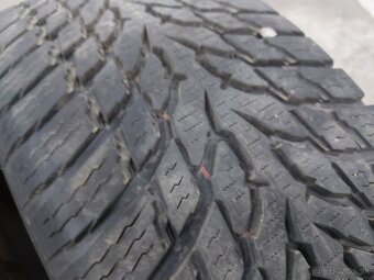 205/60R16 NOKIAN- DUNLOP sada zimných pneumatik - 6