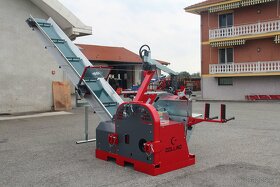 Pila a štípač za traktor - 6