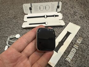 Stainless Steel Apple Watch 5, 44mm - 6