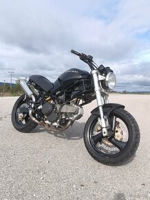 Ducati Monster 600 - 6