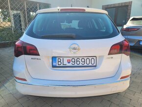 Predám Opel Astra J kombi 1,6 CDTi, 4/2017 - 6