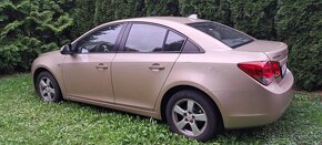 Chevrolet Cruze LS 1.6, 83 kW, rv. 2009, benzín - 6