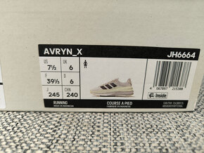 Tenisky Adidas Avryn - 6