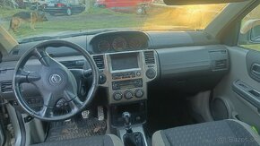 Nissan x-trail 100kw 2.2 - 6