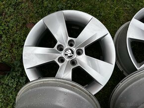 Škoda Nyota 5x100 R16 6,0J x 16" ET 38 - 6