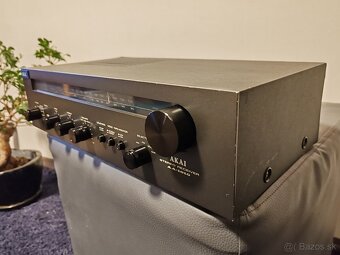 Receiver Akai - 6