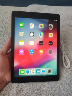 Apple iPad Air 16GB - 6