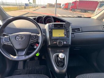 Toyota Verso 1.8  valvematic 2016 - 6