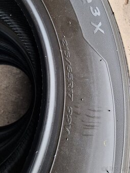 Predám letné pneu Hankook ventus prime 3x. rozmer 215/65 R17 - 6