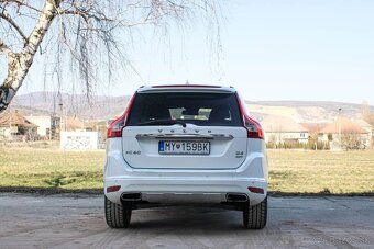 Volvo XC60 D4 Summum AWD A/T - 6