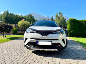 Toyota C-hr,1,8 hybrid,Selection v koži,E-cvt automat - 6