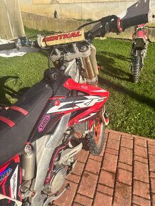 Predám hondu crf 250r r.v. 2009 - 6