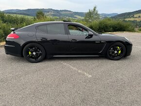 Porsche Panamera E-hybrid 4x4 - 6