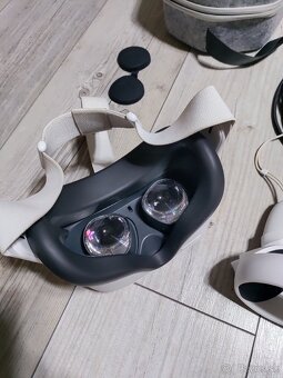 Oculus Quest 2 128GB - 6