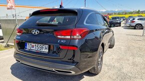 Hyundai i30 CW 1.5i CVVT Family - 6