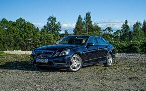 Mercedes-Benz E500 4.7 V8 4matic BlueEFFICIENCY 500HP - 6