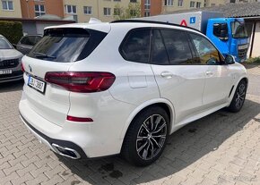 BMW X5 M-SPORTPAKET, INDIVIDUAL, FULL nafta automat 195 kw - 6