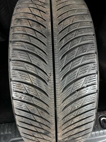 Predám pneu Michelin 235/40r19 - 6