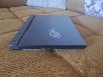 Predám Herný notebook Asus ROG STRIX - 6