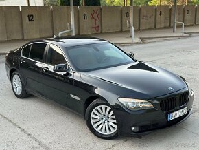 BMW 740 xDrive F01 - 6