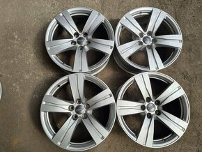 5x112 r18 ET25 x 8J elektróny originál AUDI - 6