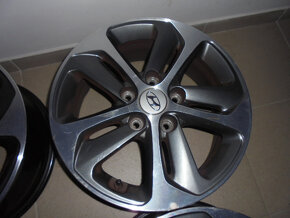 Originál HYUNDAI i30 disky 5x114.3 R16 ET50 č.8d - 6