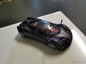 Predám Voiture  Pagani Huayra BC 1:18 - 6